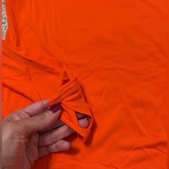 NWOT-Athleta Momentum Seamless Top, XS - Picture 5 of 8